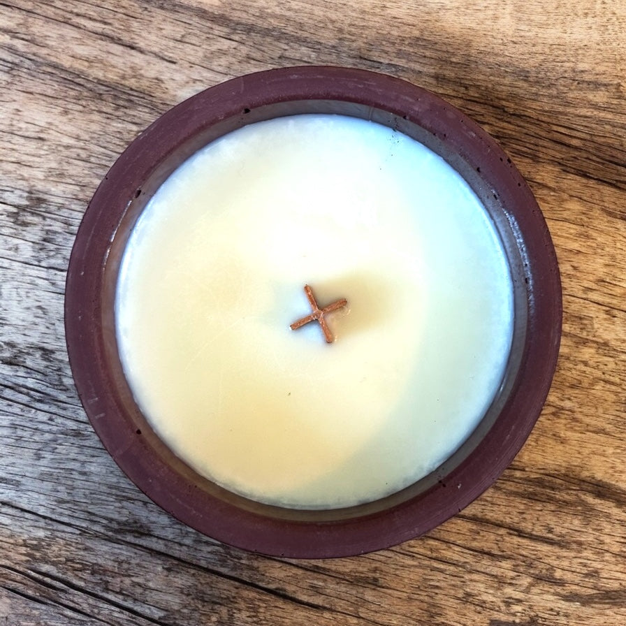 Plum Wood & Clove Leaf Candle