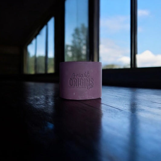 Plum Wood & Clove Leaf Candle
