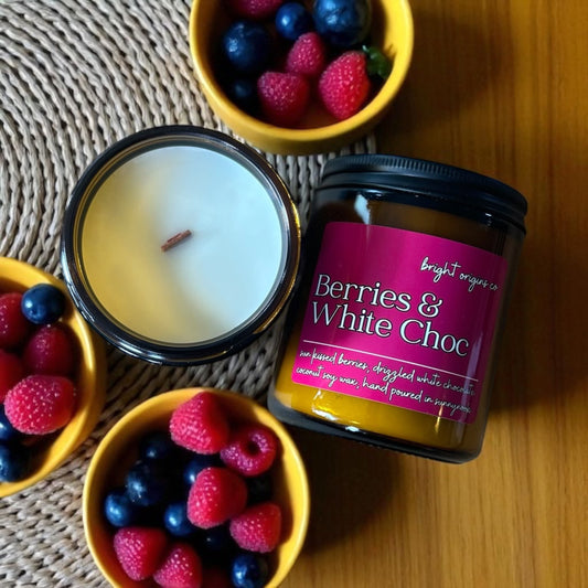 Berries & White Choc Candle